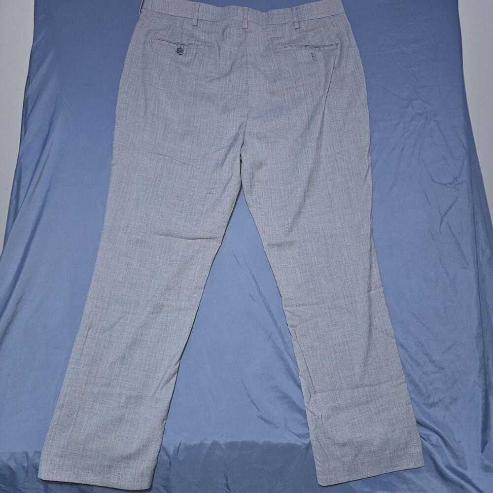 Roundtree-yorke Men's Navy and Blue Shorts